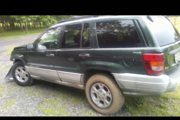 2000 Jeep Grand Cherokee - Photo 1 of 3