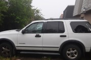 2004 Ford Explorer