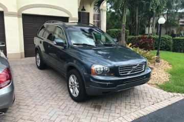 2007 Volvo XC90 - Photo 1 of 2