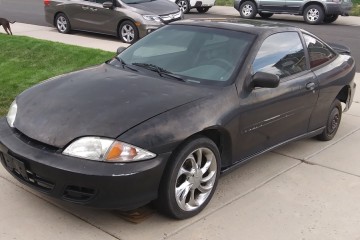 Junk 2002 Chevrolet Cavalier Photography