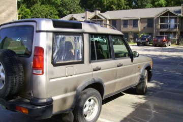 2001 Land Rover Discovery Series II - Photo 3 of 4