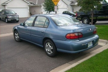 Junk 1999 Chevrolet Malibu Photo