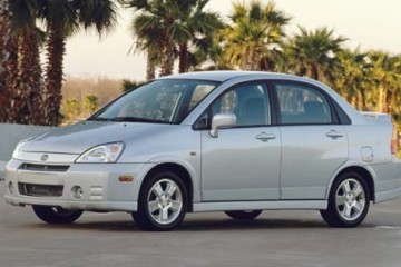 Junk 2003 Suzuki Aerio Photo