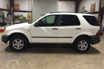 Mercedes-Benz M-Class 1999
