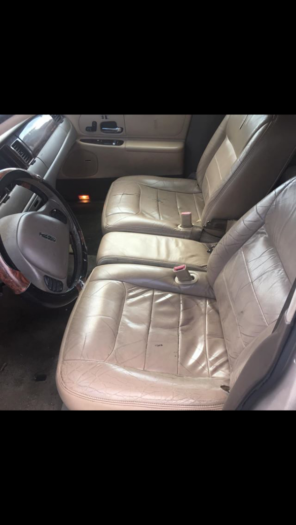 1998 Lincoln Town Car For Sale in Federalsburg, MD Salvage Cars