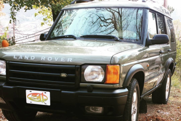 Junk 2001 Land Rover Discovery Series II Photography