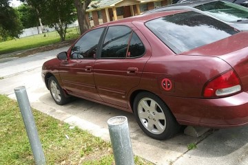 2002 Nissan Sentra - Photo 1 of 3