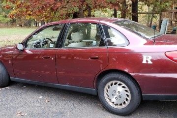 Junk 2000 Saturn S-Series Photography