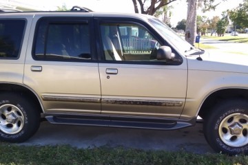2001 Ford Explorer
