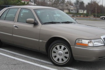 2003 Mercury Grand Marquis - Photo 1 of 2