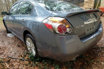 2011 Nissan Altima - Photo 6 of 13