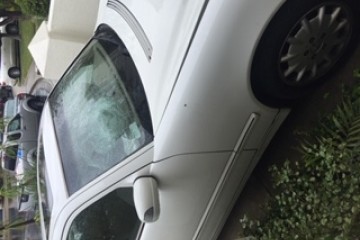 Mercedes-Benz E-Class 2001