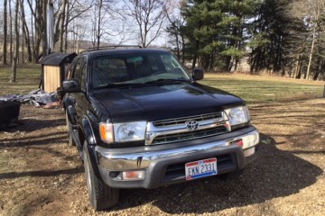 2001 Toyota 4Runner - Photo 1 of 6