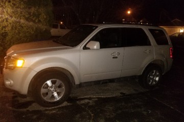 Junk 2009 Ford Escape Image