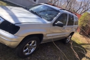 2004 Jeep Grand Cherokee - Photo 1 of 7