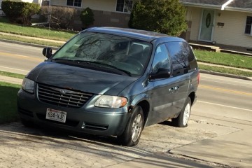 Junk 2007 Chrysler Town and Country Image