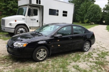 Junk 2005 Saturn ION Photography