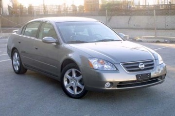 Junk 2003 Nissan Altima Image