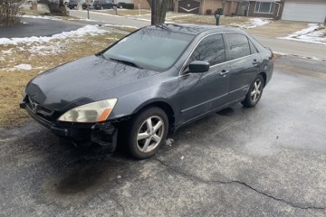 Junk 2005 Honda Accord Photo