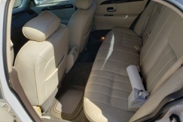 1998 Lincoln Town Car - Photo 3 of 6
