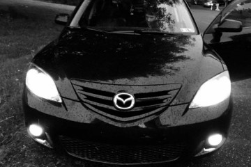 2006 Mazda 3 - Photo 2 of 3