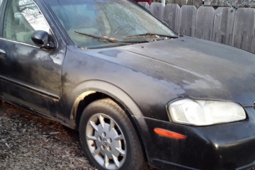 Junk 2001 Nissan Maxima Image