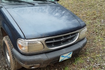 1999 Ford Explorer - Photo 1 of 5