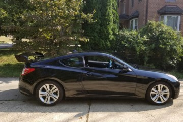 2012 Hyundai Genesis Coupe - Photo 1 of 2