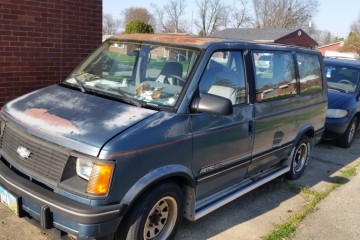 Junk 1993 Chevrolet Astro Image