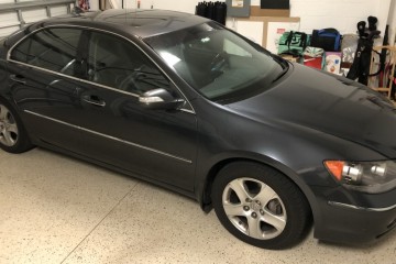 2005 Acura RL