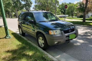 2002 Ford Escape - Photo 1 of 5