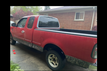 1998 Ford F-150 - Photo 1 of 4