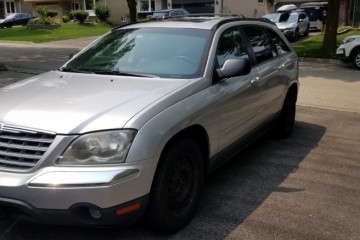 Junk 2006 Chrysler Pacifica Photography