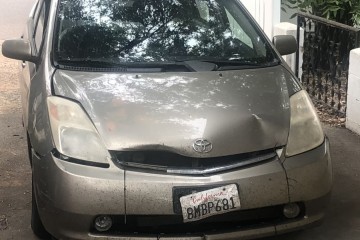 Junk 2005 Toyota Prius Image