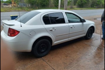 Junk 2005 Chevrolet Cobalt Photography