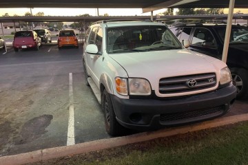 Toyota Sequoia 2003
