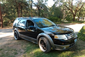 Junk 2008 Ford Taurus X Image