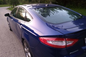 2014 Ford Fusion Hybrid - Photo 2 of 2