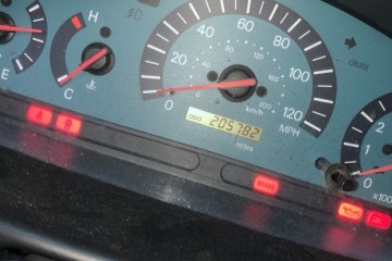 2003 Mitsubishi Galant