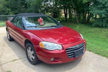 2004 Chrysler Sebring - Photo 1 of 5