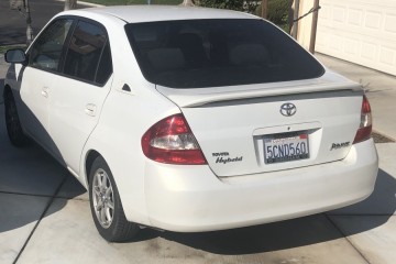 2003 Toyota Prius - Photo 1 of 3