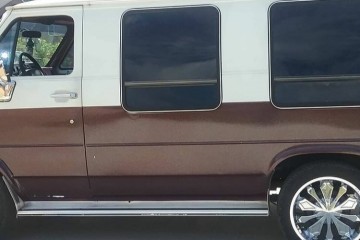 Junk 1994 Chevrolet Chevy Van Photography