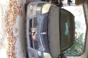 Pontiac Vibe 2004