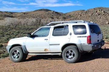 Junk 2000 Nissan Xterra Photography