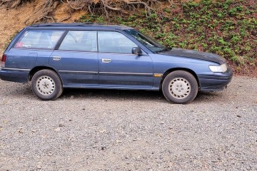 1993 Subaru Legacy - Photo 3 of 3
