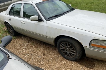2004 Mercury Grand Marquis