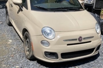 2012 FIAT 500 - Photo 1 of 2