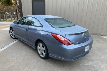 Junk 2004 Toyota Camry Solara Photo