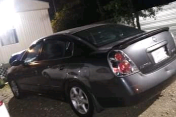 2005 Nissan Altima - Photo 1 of 3