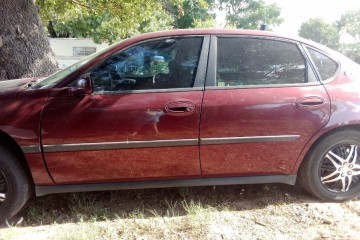 Junk 2001 Chevrolet Impala Photography